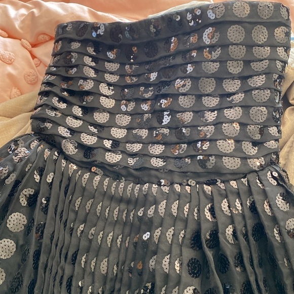 Bea black strapless sequence side zip tooled dress medium - Picture 3 of 13